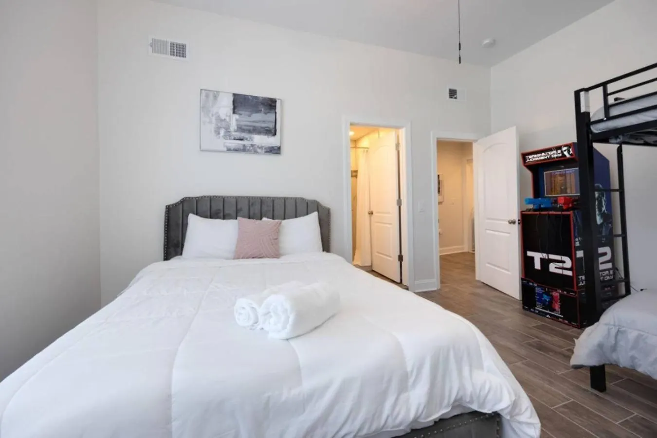 The Centennial Charmer- 8 Min From Broadway Nashville